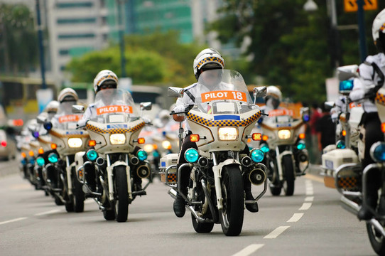 警察