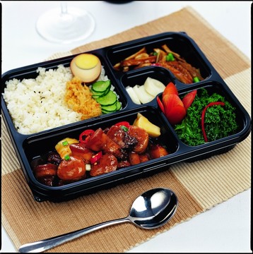 鹵肉飯