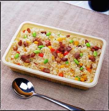 肉丁蛋炒飯