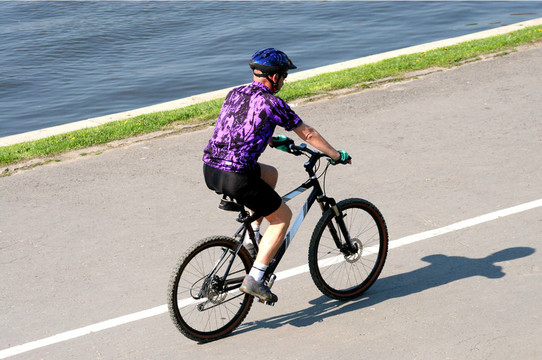 男子自行車(chē)