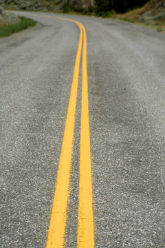道路上的黃線