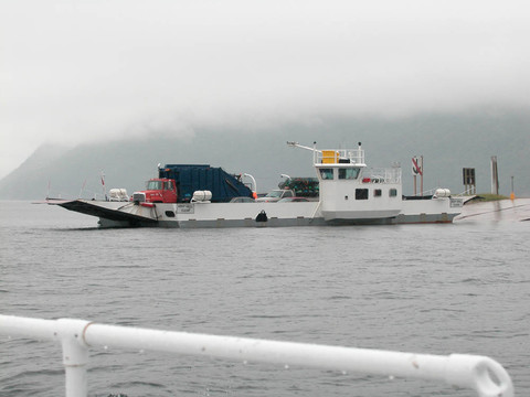 渡船；Baddeck NS