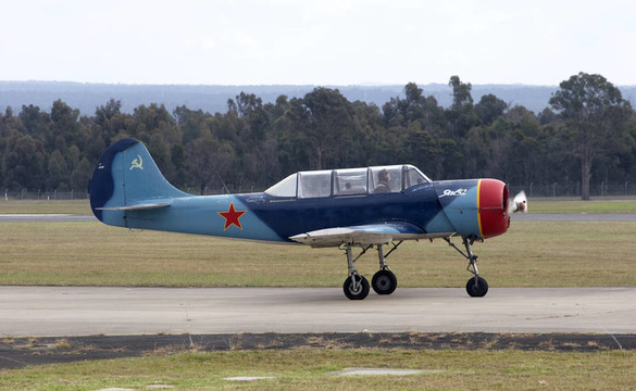 yak-52