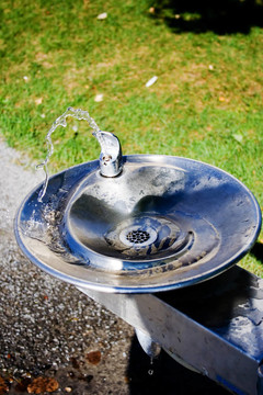 飲水機(jī)