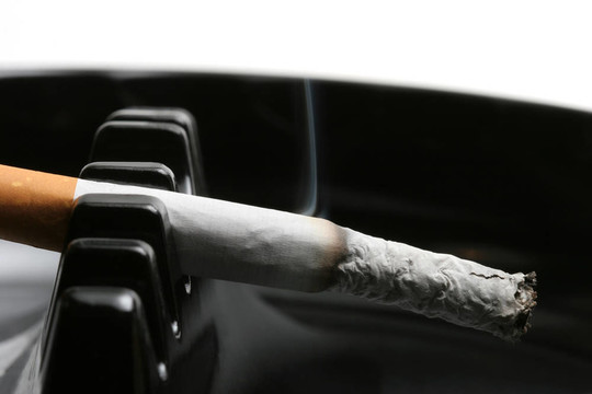 香煙的宏