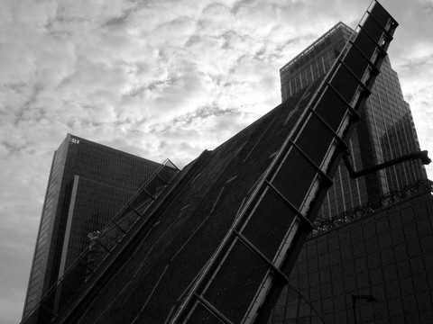 空白2