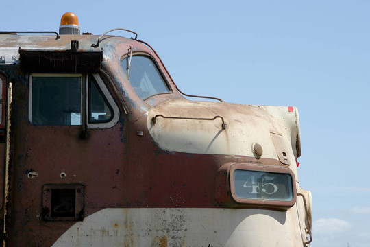 老機(jī)車(chē)
