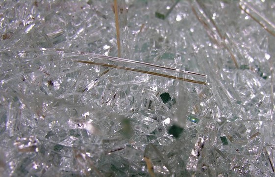 破碎的玻璃