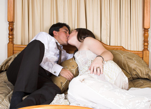 新娘和新郎；剛剛結(jié)婚！