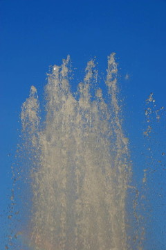 水