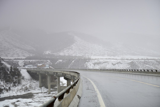 雪地公路