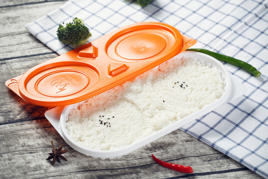 白米飯 盒飯