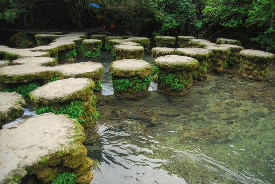 小七孔拱橋景區(qū)