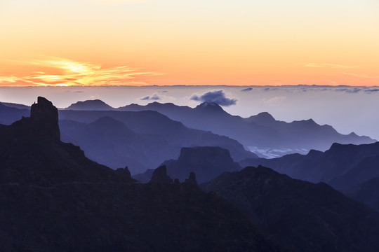 山