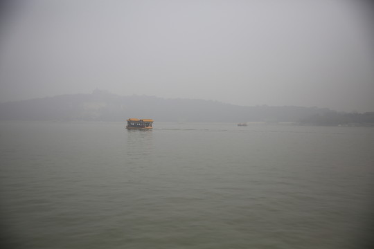 霧霾下的頤和園