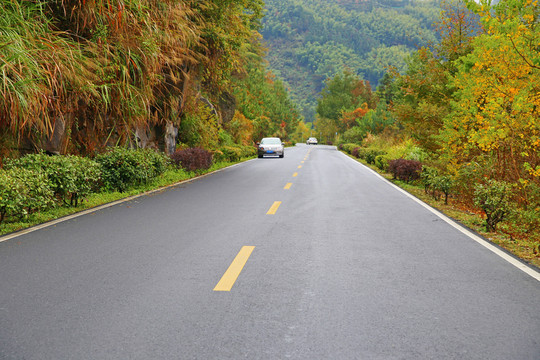 山區(qū)道路