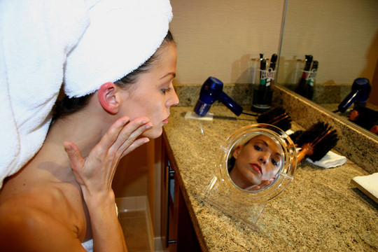 Mirror的女人