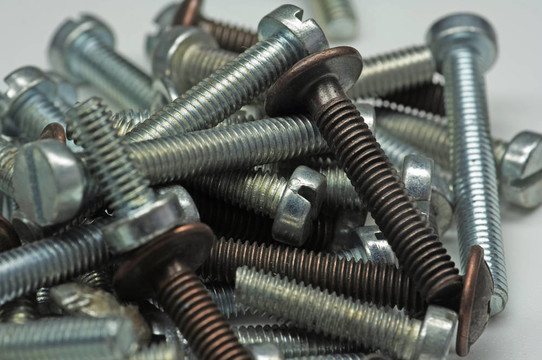screw-4