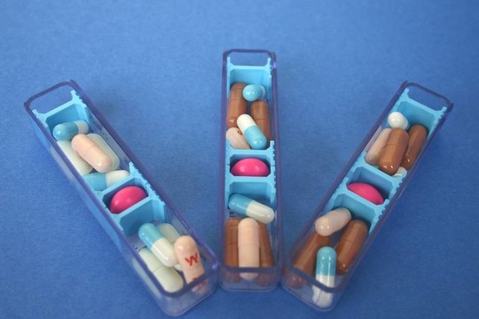 跛行的藥物