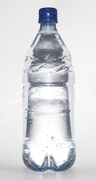 一瓶水