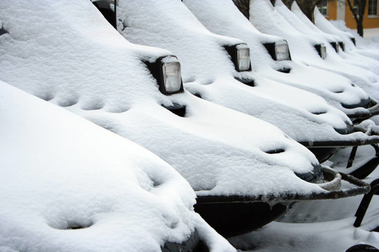 雪地車在拉普蘭