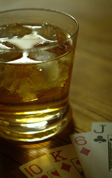 威士忌杯