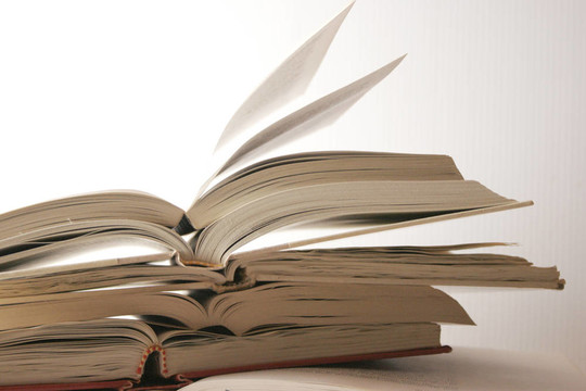 堆書
