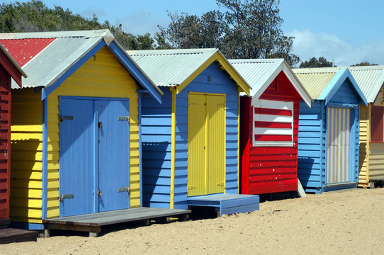 豐富多彩的beachhouses