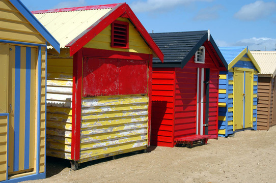 豐富多彩的beachhouses