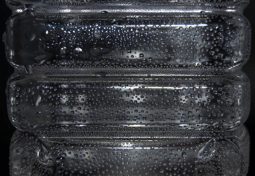一瓶水