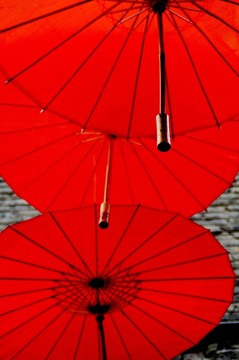 红雨伞
