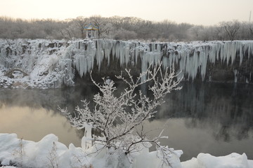 冰雪鏡泊