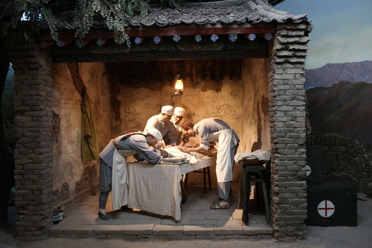 白求恩手術(shù)雕塑