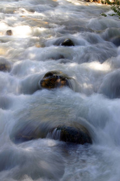 河