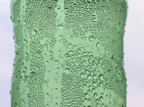 一瓶水