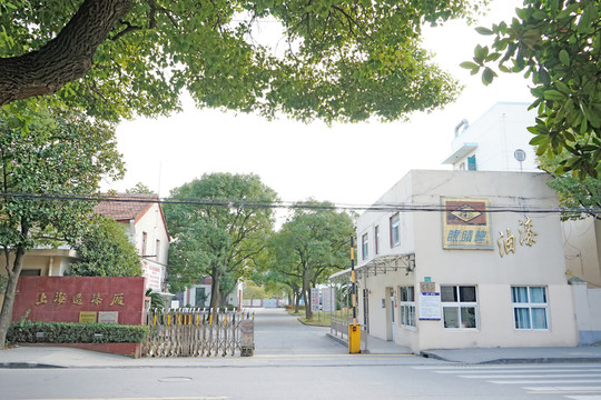 工業(yè)廠房 工廠大門 廠房門口