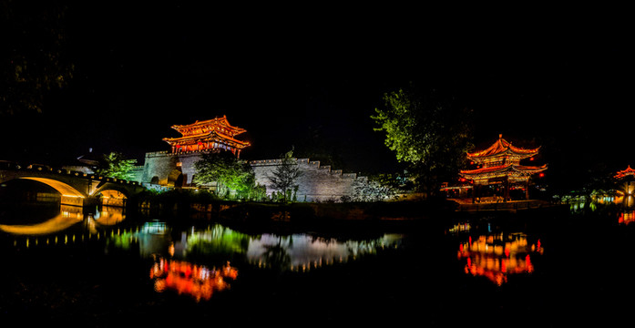 臺兒莊古城夜景風(fēng)光