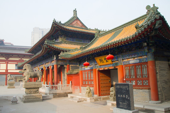 山門 大興善寺