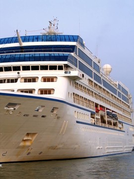 大Cruise Liner