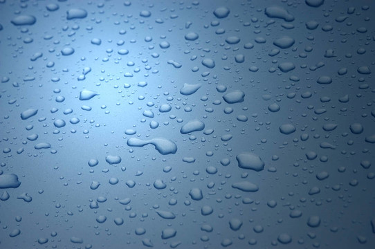 藍(lán)色的雨滴