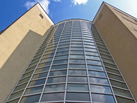 building1.jpg
