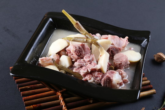 茨菇寸骨