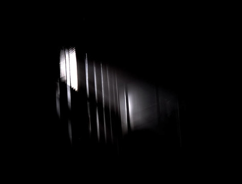 光