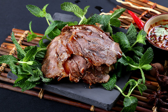 梁媽醬牛肉