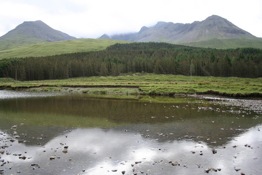 在流中體現(xiàn)cuillins；天空之島；蘇格蘭