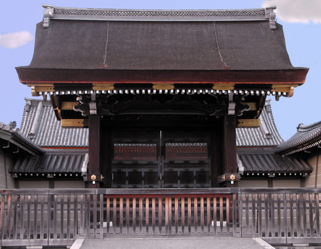 帝國大門