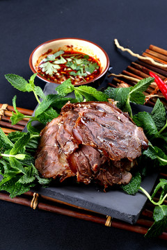 梁媽醬牛肉