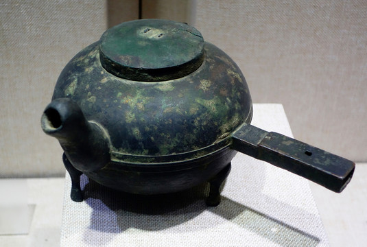 鐎壺 漢代