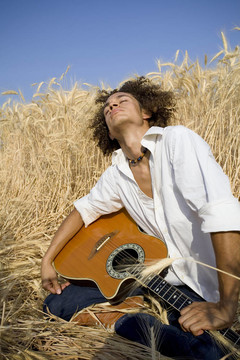 打guitar04