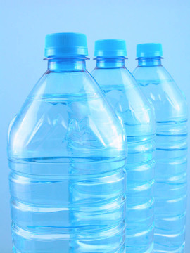 礦泉水